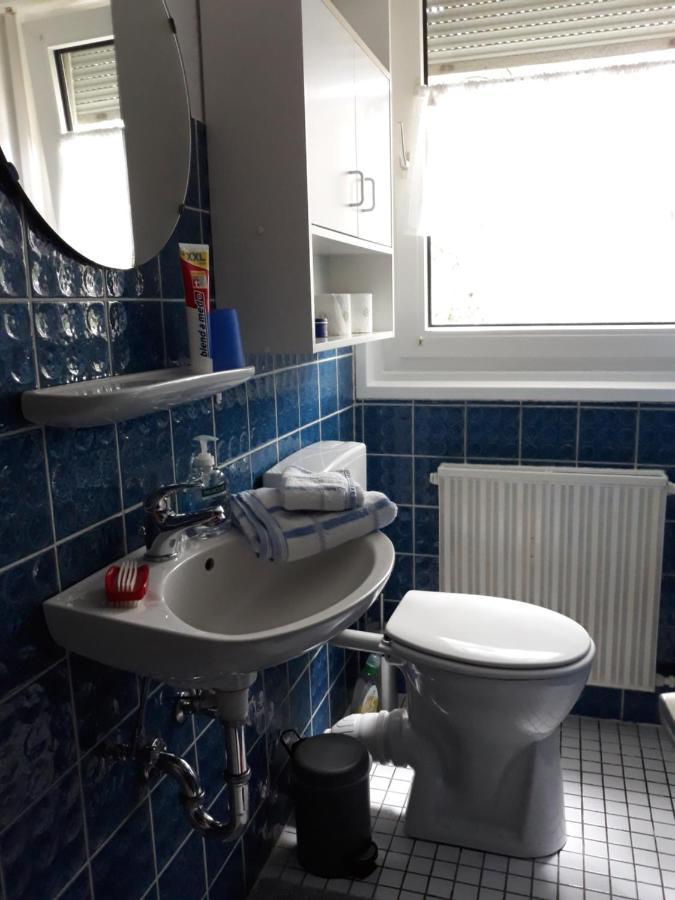 Am Klinikum Lägenhet Solingen Exteriör bild